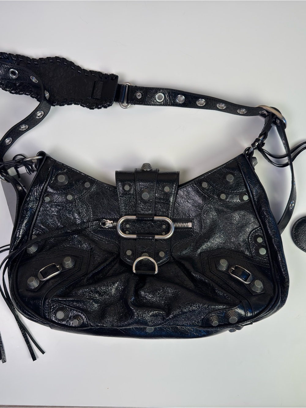 Balenciaga Medium Le Cagole Shoulder Bag Black – BNWT